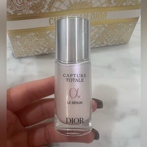 Brand NEW Dior Capture Totale Le Sérum - 10ml